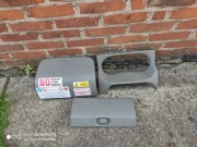 Zaślepka poduszki zegarów schowka Vivaro Trafic