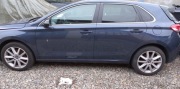 hyundai i30 III drzwi lewa strona tyl oraz prawy przod SG5