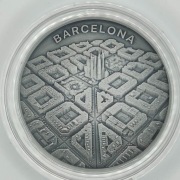 2021 Kamerun 2000 Francs Barcelona Labyrinth From Drone Eye View 2 oz 