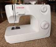 Maszyna do szycia Singer 8280 używana dla początkujących do nauki szycia