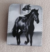 Etui z klapką na magnes do Samsung Z Flip 5 motyw czarny koń