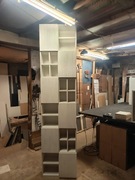 Regał na książki i zabawki.