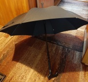PARASOL Z FUNKCJĄ LASKI