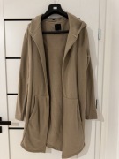 Długa bluza rozpinana