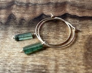 Kolczyki złote z zielonymi turmalinami