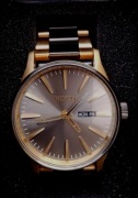 Zegarek męski Nixon Sentry SS, gunmetal / gold. 