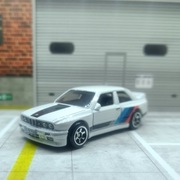 Hot Wheels 1992 BMW M3 (JBY56)