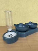 Potrójne miski dla kotów