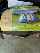 Przestronny wysoki 4 osobowy namiot