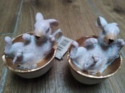 Dekoracyjne filiżanki z zajączkami 