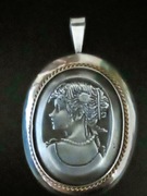 Broszka zawieszka srebrna Warmet 