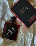 Perfum Yves Saint Laurent black opium 