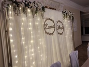 Ścianka weselna tło za Parą Młodą napis LED MIŁOŚĆ