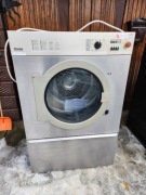 Suszarka przemysłowa gazowa MIELE do pralni T 6251 NI EL