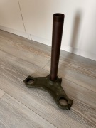 Sztyca półka zawieszenia przedniego MZ TS 250/1 oryginalna nowa wojskowa