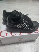 Sneakersy GUESS w rozmiarze 39