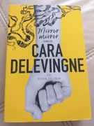 Mirror mirror Cara Delevingne