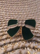 Przypinka kokardka ok 2x1 cm