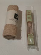 Nowe żel do brwi Pixi plus ręczniczek 