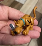 Ładna figurka z bajki SCOOBY DOO