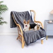 Koc dla psa kota narzuta na sofe zmywalna wodoodporna szara 75*100 cm