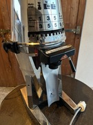 Przemysłowy młynek do kawy Niemieckiej Firmy MAHLKÖNIG