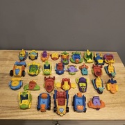 Zestaw figurek SUPER THINGS  220 elementów, autka ,robót, duże figurki 