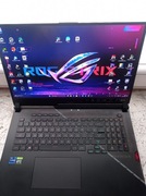 ASUS ROG Strix 17 i9-12900H 32GB RTX3080Ti-16GB