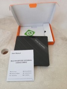 zewnętrzny napęd optyczny DVD (External DVD Optical Disk Driver).