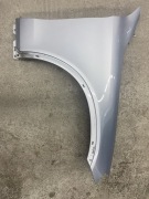 Mercedes A253 błotnik przedni prawy A2538810201