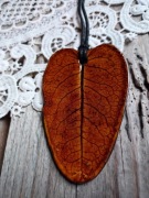 Ceramiczny wisior, naszyjnik liść, rękodzieło 