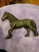 Schleich -  klacz fryzyjska z 2013