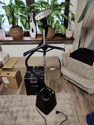 Parownik do ubrań SteamOne H18B o mocy 1800 W.
