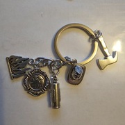 Breloczek Strażacki -srebrny ,metalowy