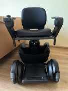 Elektryczny wózek inwalidzki WHILL Model C2 – bardzo dobry stan, 2023 r.