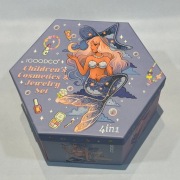 Zestaw kuferek pudełko z kosmetykami, akcesoriami dla dziewczynki 