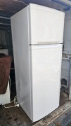 Lodówka BEKO 146 cm 233L