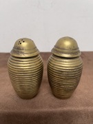 Dwie Masywne Amfory na Sól i Pieprz z Mosiądzu