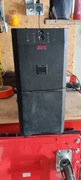 APC Smart 2200 ups