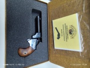 pistolet derringer 
