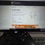 Pad do Xbox One Opis