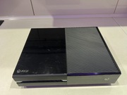 Xbox One 500GB. - sama konsola