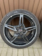 Koła przednie chevrolet corvette c8 stingery 
