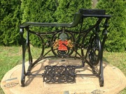 Podstawa maszyny szewskiej. żeliwna.