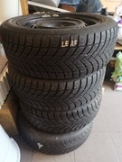 205/55/R16 Oryginalne felgi do Nissana ( Norwegia ) plus opony