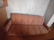 Wersalka z bokami tapicerowanymi