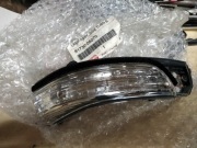 AVENSIS T 27 KIERUNKOWSKAZ LUSTERKA P 81730-05070