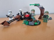 LEGO Star Wars 9489 – Endor Rebel Trooper & Imperial Trooper Battle Pack
