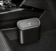 Samochodowy kosz na śmieci