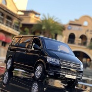 Model samochodu -super prezent 